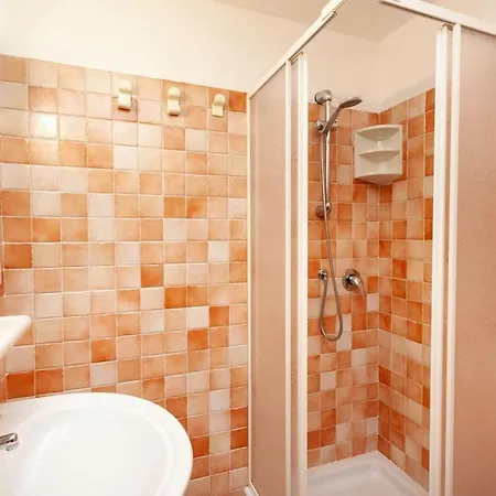 Apartment Taverna Perla Marina 4